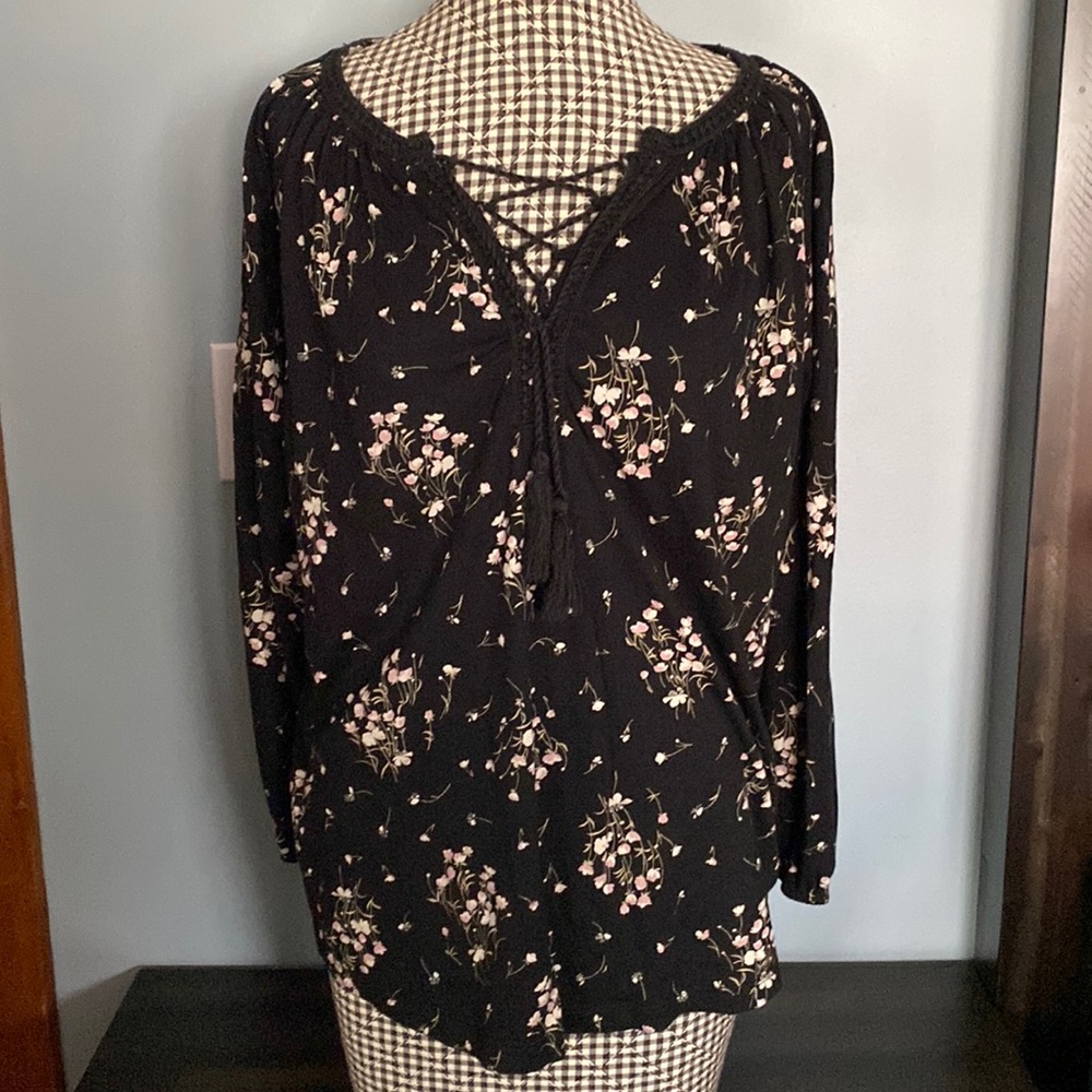 Floral print top by Chaps